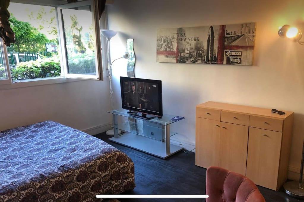 Apartment Charming At The Heart Of 14 Arrondissement *